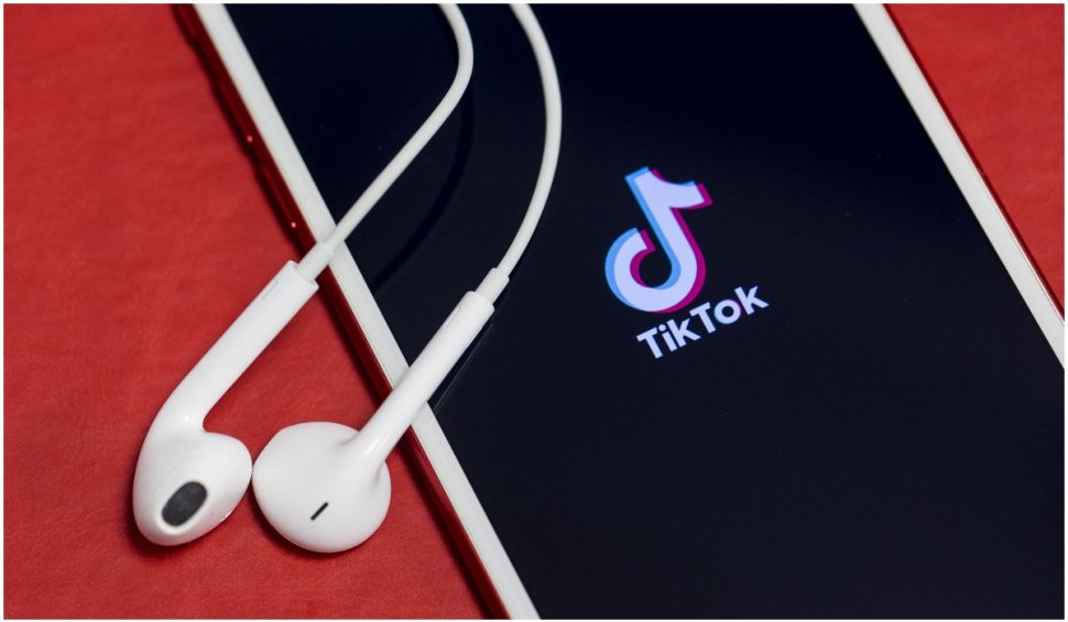 TikTok devine aplicația cea mai descărcată din lume și depășește Facebook