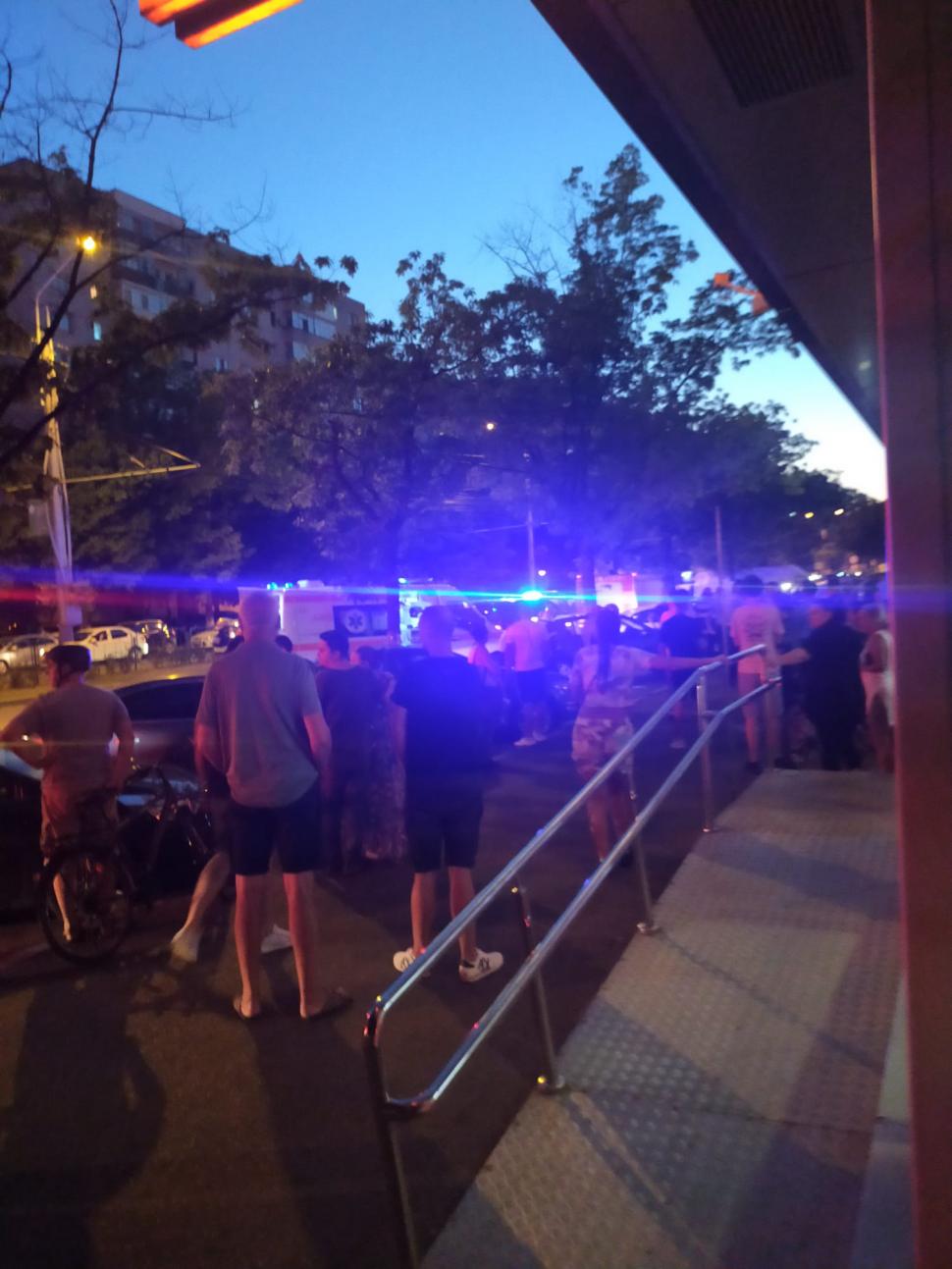 Tragedie la Ploieşti! Doi copii de doi ani au murit, după ce au căzut de la etajul 10 al unui bloc 721629