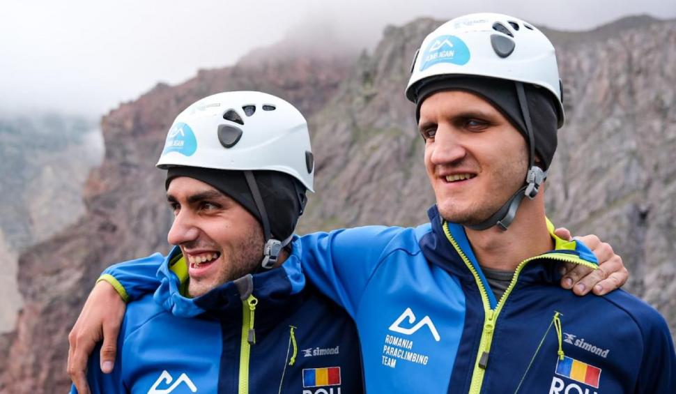 Doi sportivi români, care văd împreună 1%, au cucerit cel mai înalt vârf din Europa: ”Mergeam și abia simțeam că pot să stau în picioare” 721760