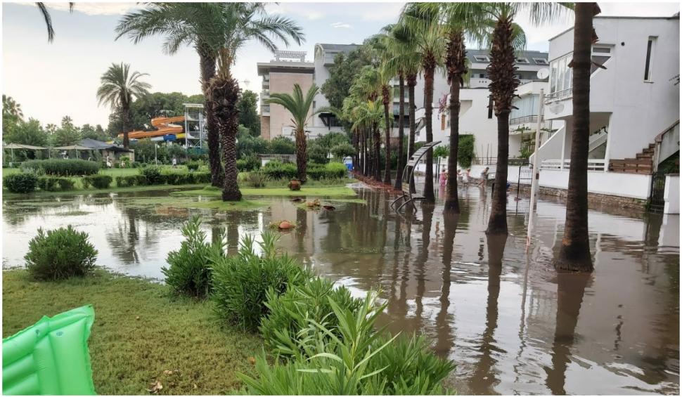 Un ciclon format în Marea Neagră a provocat prăpăd în Turcia. România riscă să fie și ea lovită 721693