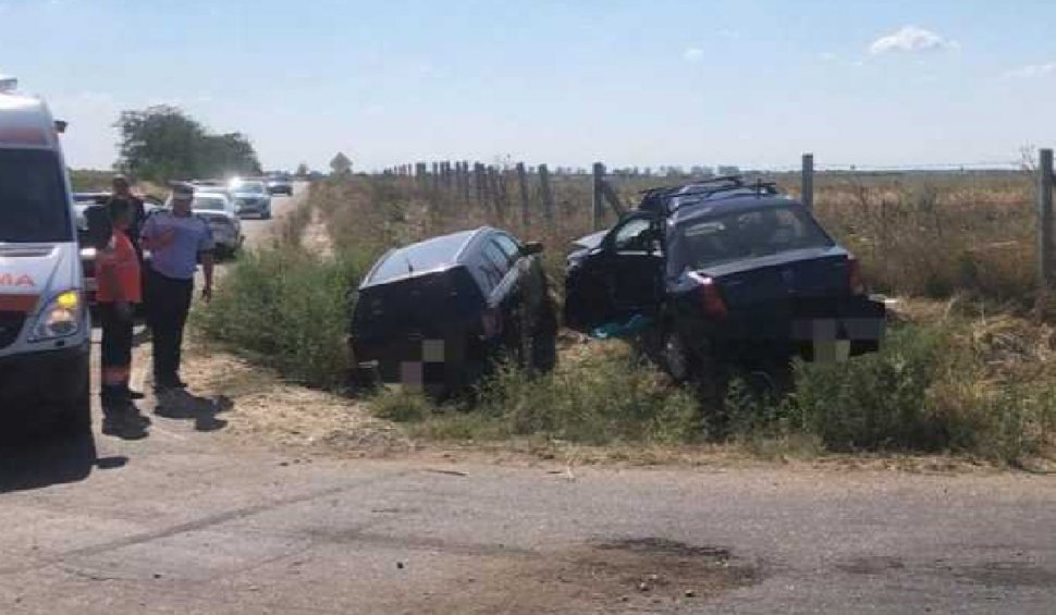 Accident rutier cumplit în Argeș: un bărbat a murit, iar doi adulți și doi copii au ajuns la spital