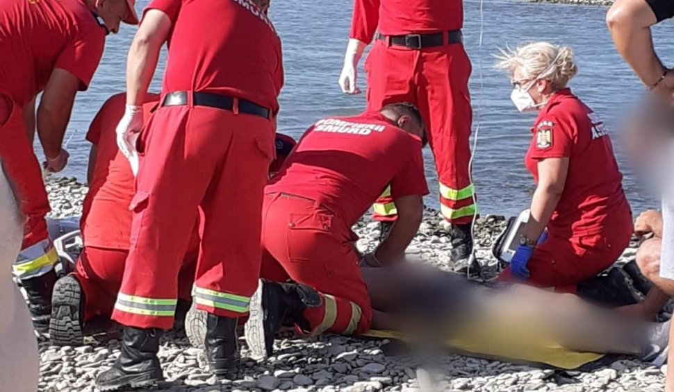 Băiat de 11 ani în stop cardio-respirator, după ce a căzut în râul Timiș, în zona Taberei de copii