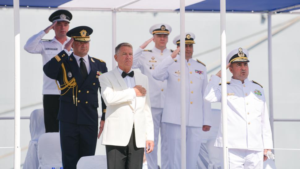 Klaus Iohannis și Florin Cîțu, la ceremonia de Ziua Marinei din portul militar Constanța 722203