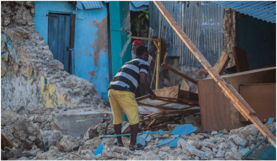 Bilanțul cutremurului din Haiti a ajuns la 1.300 de morți 722316