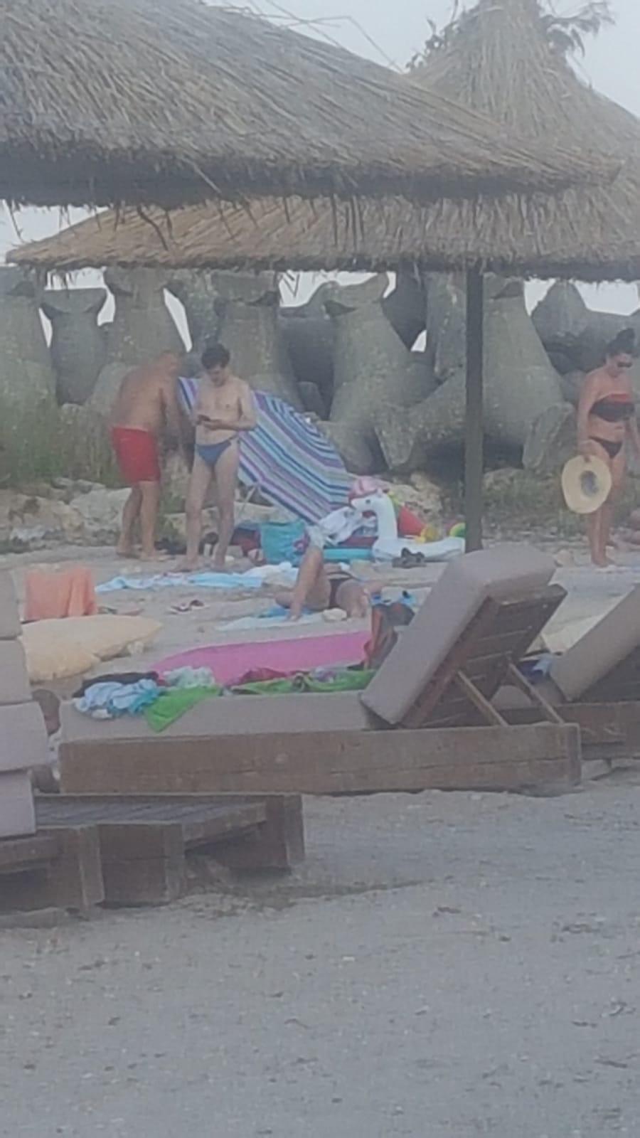 Nicuşor Dan, la munte şi la mare. Primarul Capitalei, surprins în mai multe ipostaze, în vacanţă 722514