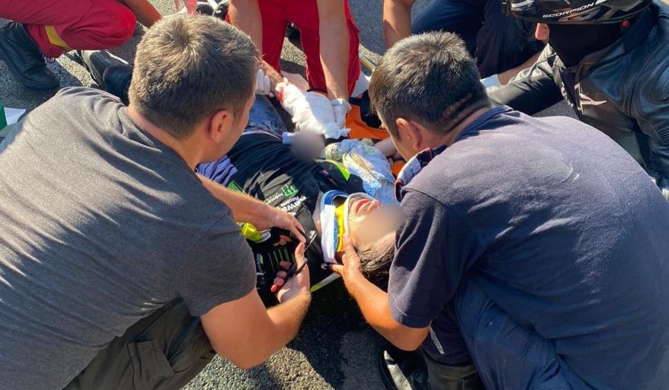 Pompierii buzoieni care au stins incendii în Grecia, gest eroic la întoarcerea în țară. Au acordat primul ajutor victimei unui accident rutier 722450