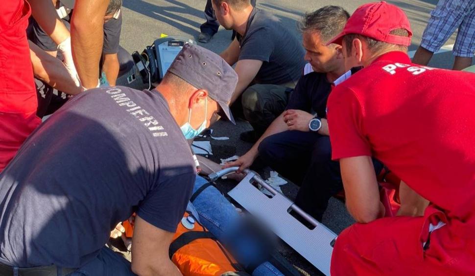 Pompierii buzoieni care au stins incendii în Grecia, gest eroic la întoarcerea în țară. Au acordat primul ajutor victimei unui accident rutier 722451