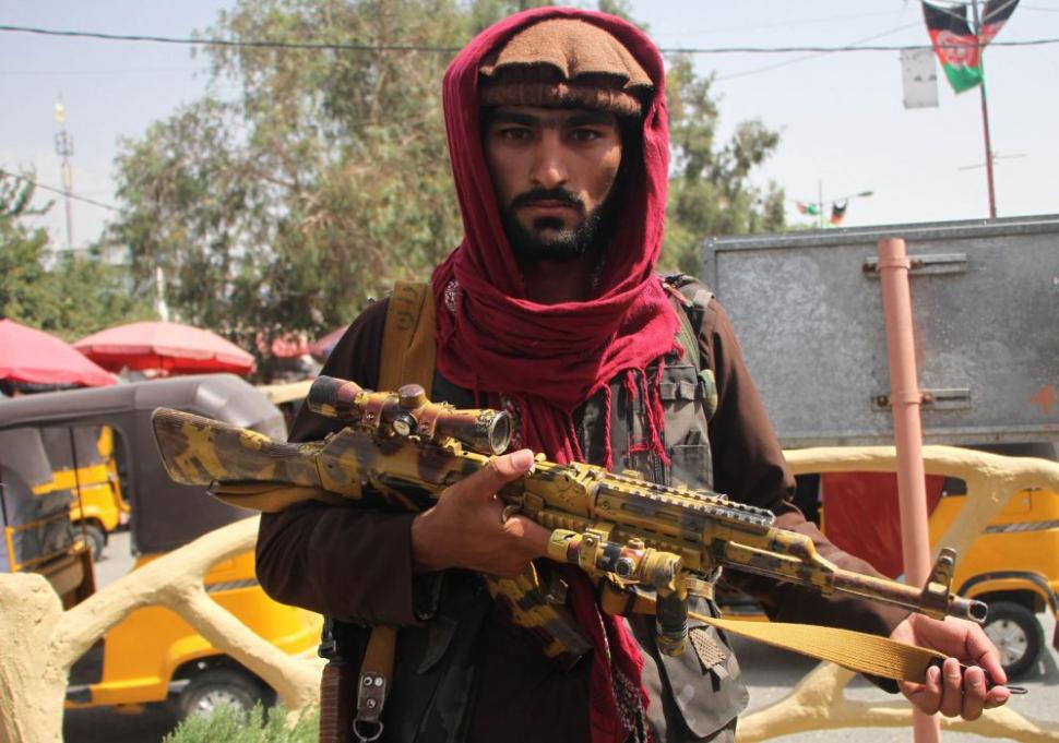 Cad măștile la Kabul, iar talibanii s-au schimbat, într-adevăr 723083