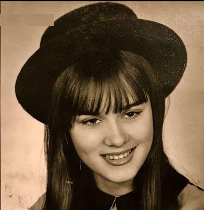 Imagini de colecţie cu adevărata mamă a lui Fuego 723233