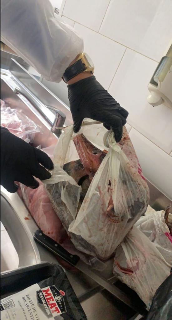 Alimente expirate de șapte ani la un hotel din Delta Dunării  723360