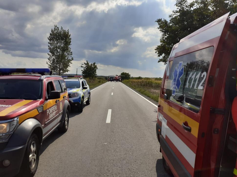 Accident cumplit la Mişca, Bihor. O persoană a murit şi alte 5 sunt rănite 723582