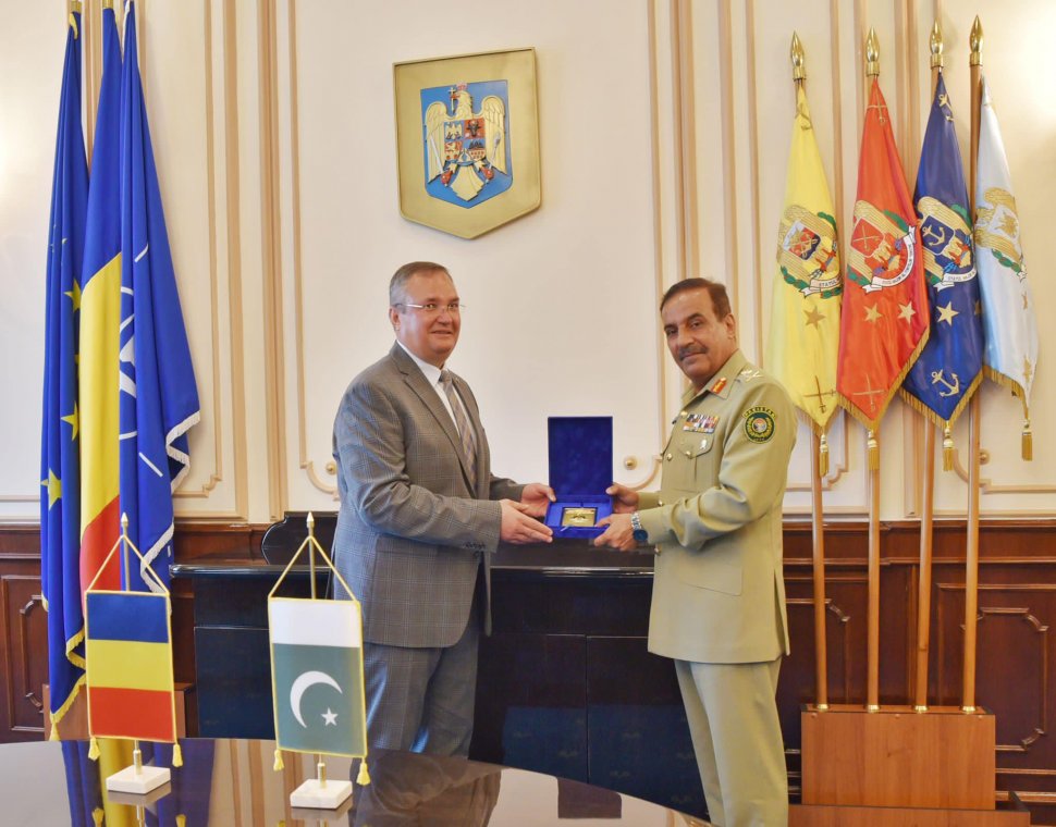Armata Pakistanului a colaborat la salvarea românilor din Afganistan. Șeful ei, primit la București