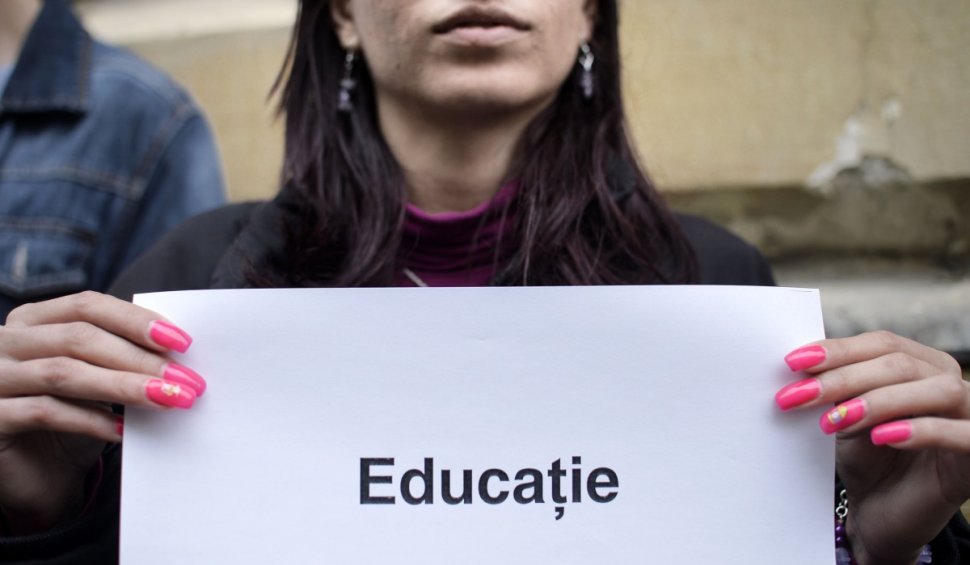 Profesorii amenință cu proteste înainte de începerea școlii, după ce Florin Cîțu a declarat că nu sunt bani pentru creșterea salariilor
