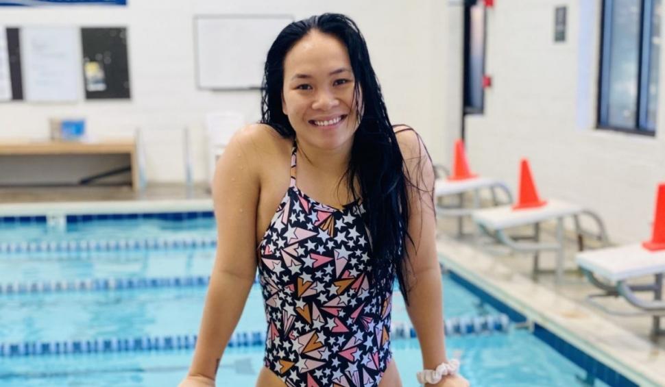 O copilă avea 14 luni când părinții au legat-o de bomba care a lăsat-o fără picioare. Tânăra participă acum la Olimpiadă 723802