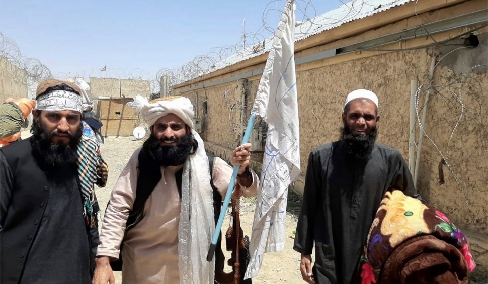 Reprezentanții ONU sunt terorizați de talibani. Unii sunt opriți chiar la aeroport, identificați și bătuți cu bestialitate