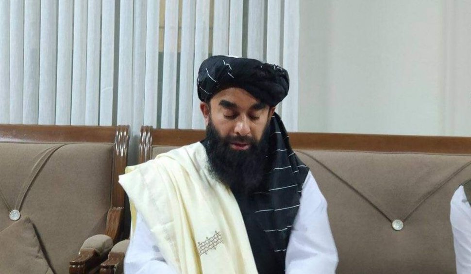 Talibanii somează funcţionarii fostului Guvern afgan să predea, într-o săptămână, armele, muniţia şi bunurile publice