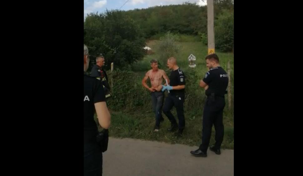 Panică la Vaslui. Un bărbat s-a urcat pe un stâlp electric ameninţând că îşi pune capăt zilelor 724500