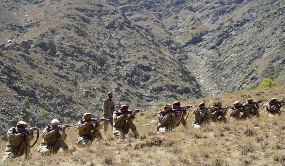 Lupte intense în Panjshir, unde talibanii se chinuie să elimine rezistența armată a lui Ahmad Massoud. Militanții ar fi pierdut zeci de luptători și armament greu