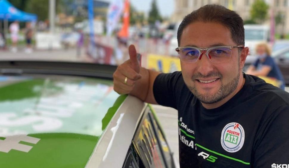 Pilotul care s-a răsturnat cu mașina la Raliul Iașului a murit 725280