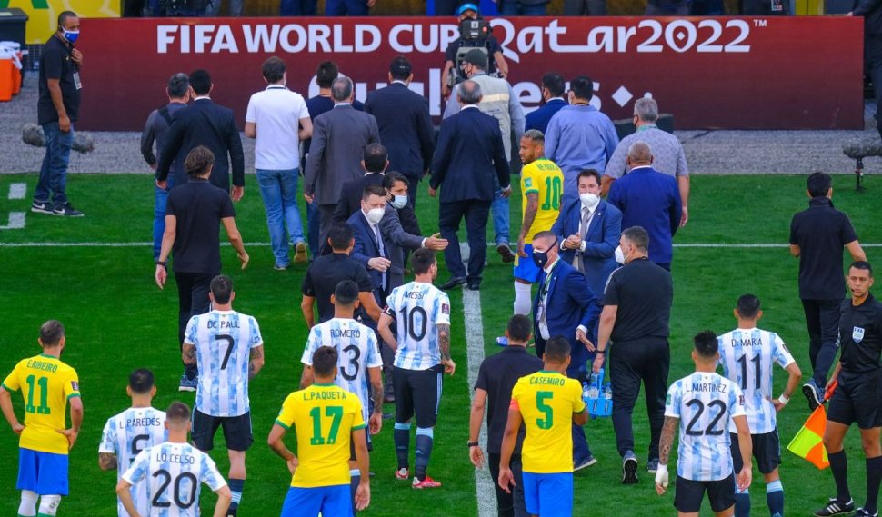 Pandemia a oprit meciul Brazilia - Argentina. Patru jucători, scoși de pe teren sub pretextul încălcării regulilor COVID