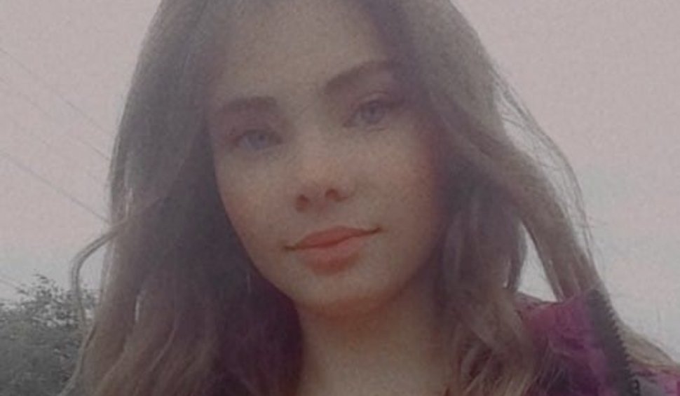 Fată de 14 ani, găsită spânzurată într-o anexă a locuinţei, în Botoșani: "Juca un joc pe internet în care i se cerea până la sacrificiul suprem"