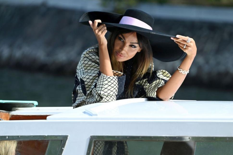 Ţinutele cu care Mădălina Ghenea "a rupt gura" Festivalul de Film de la Veneția 725537