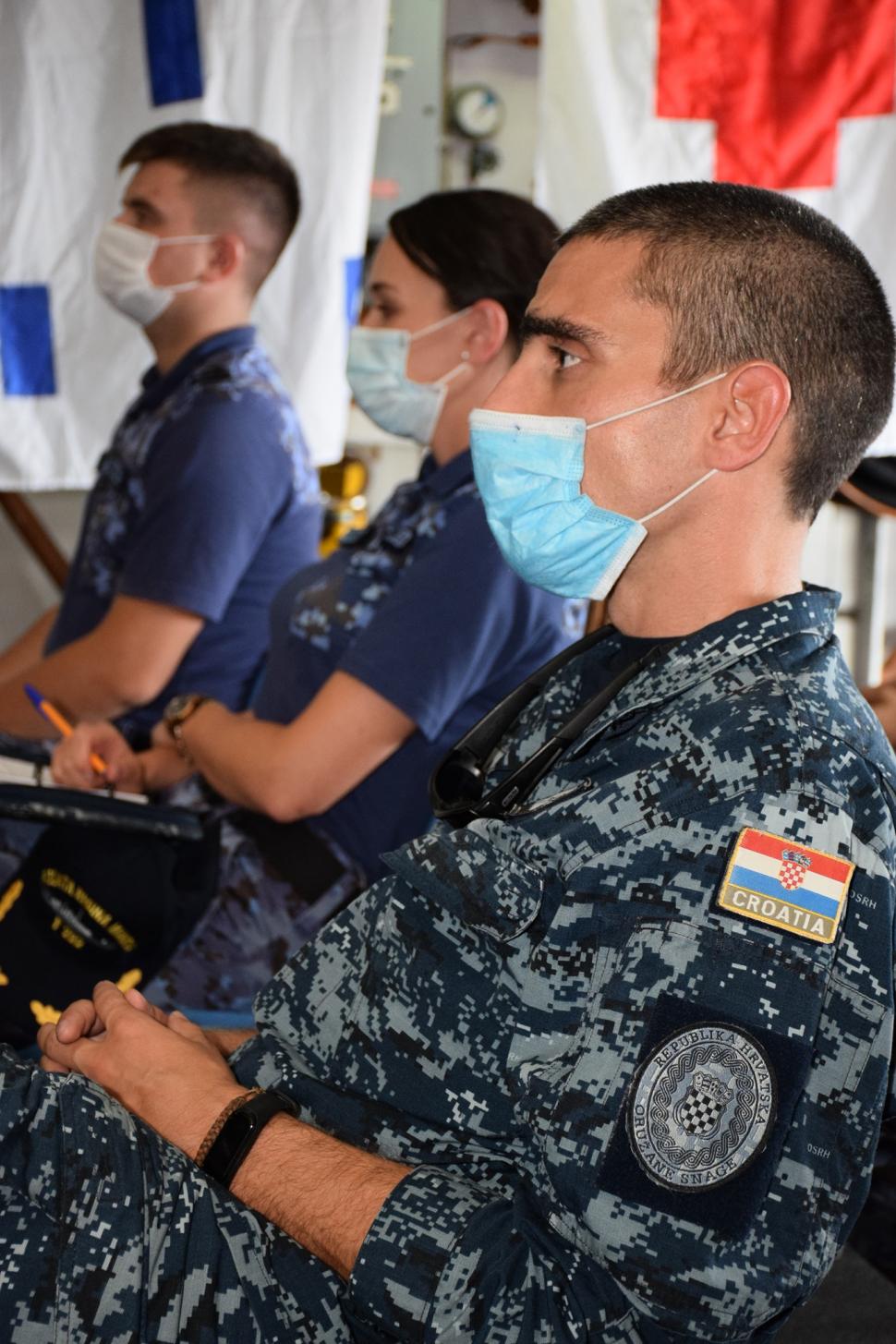 Forțele Navale Române au preluat comanda NATO a Operației "Sea Guardian" din Marea Mediterană 725462