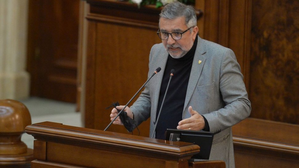 Lucian Romașcanu explică gestul parlamentarilor PSD, care au votat pentru amânarea votului moțiunii de cenzură