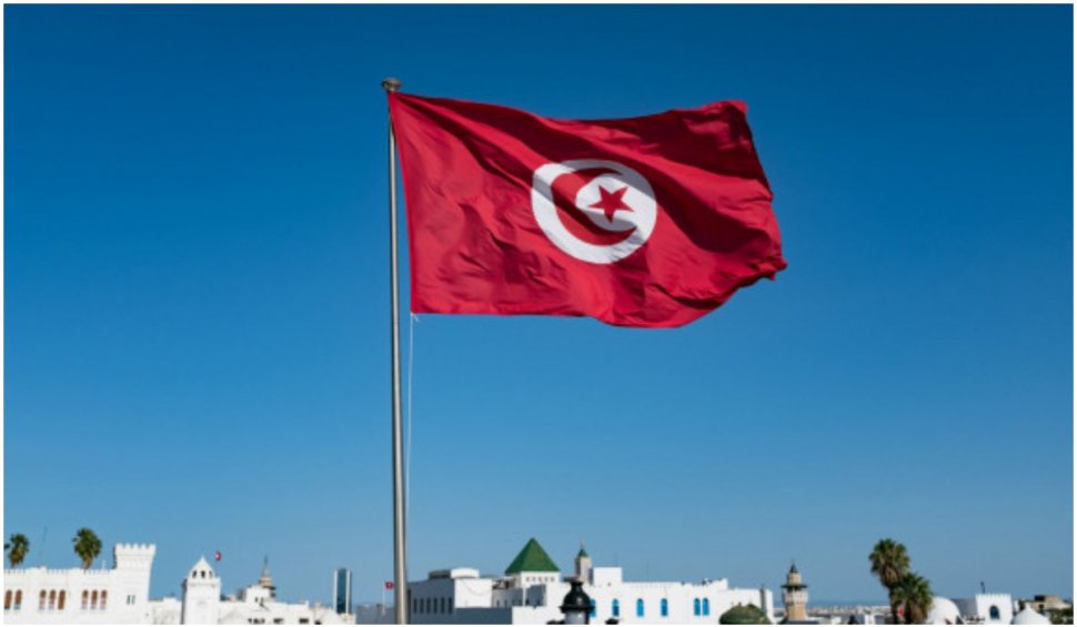 Un bărbat a murit după ce s-a autoincendiat în capitala Tunisiei