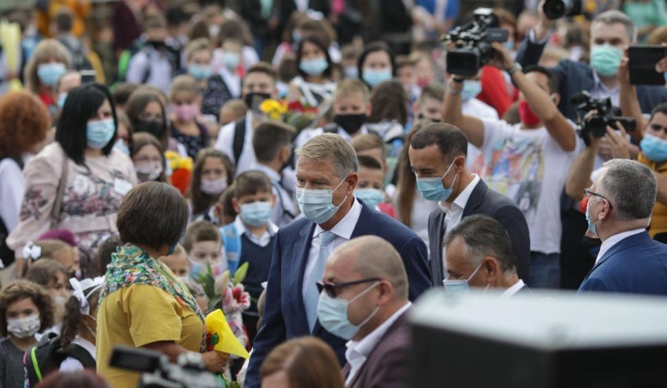 Klaus Iohannis, mesaj la începutul anului școlar: ”Vaccinarea este esențială” 726570