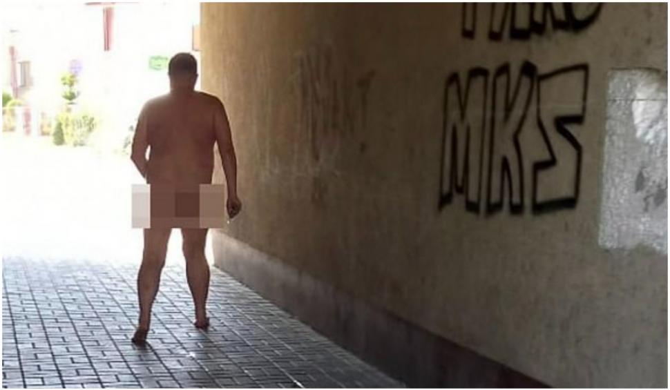 Un procuror polonez a fost fotografiat beat, în ”costumul lui Adam”, într-un magazin de băuturi 726710