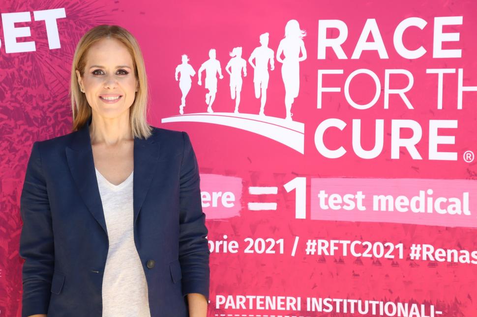 Cele mai influente femei din România participă la cursa caritabilă Race for The Cure, pentru susţinerea luptei împotriva cancerului de sân 727174