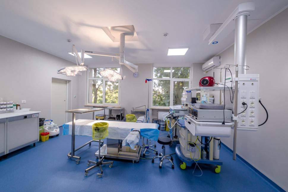 Secție renovată complet  în cadrul Spitalului Clinic Polizu. Investiția totală a fost de 560.000 de euro  727007