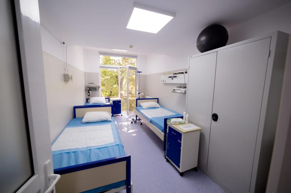 Secție renovată complet  în cadrul Spitalului Clinic Polizu. Investiția totală a fost de 560.000 de euro  727008
