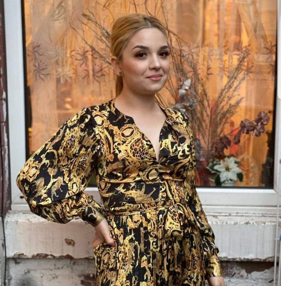 Gina Tatiana, o minoră de 17 ani din Haţeg, a dispărut de acasă de joi. Dacă o vedeţi, sunaţi la 112 727278