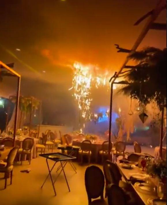 Incendiu devastator la o nuntă, din cauza artificiilor, chiar în timpul dansului mirilor, în Mexic 727543