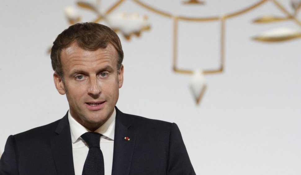După afacerea submarinelor, o nouă lovitură pentru Emmanuel Macron. Datele din permisul sanitar al președintelui francez au ajuns online
