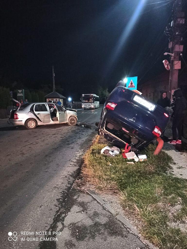 Accident cu patru victime în Argeş, după ce şoferul unei maşini s-a izbit de un alt autoturism care s-a răsturnat 728194
