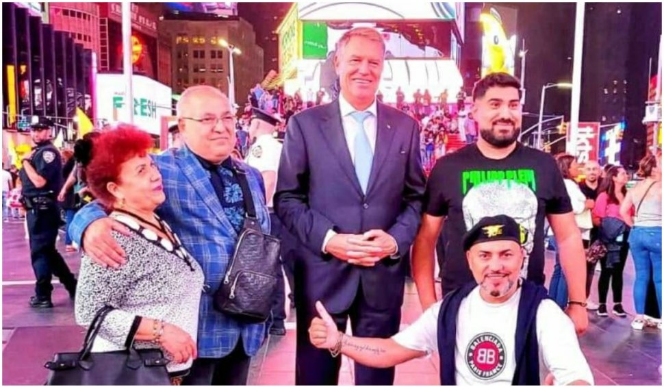 Președintele României s-a pozat la New York cu manelistul Sorinel Puștiu și amicii săi