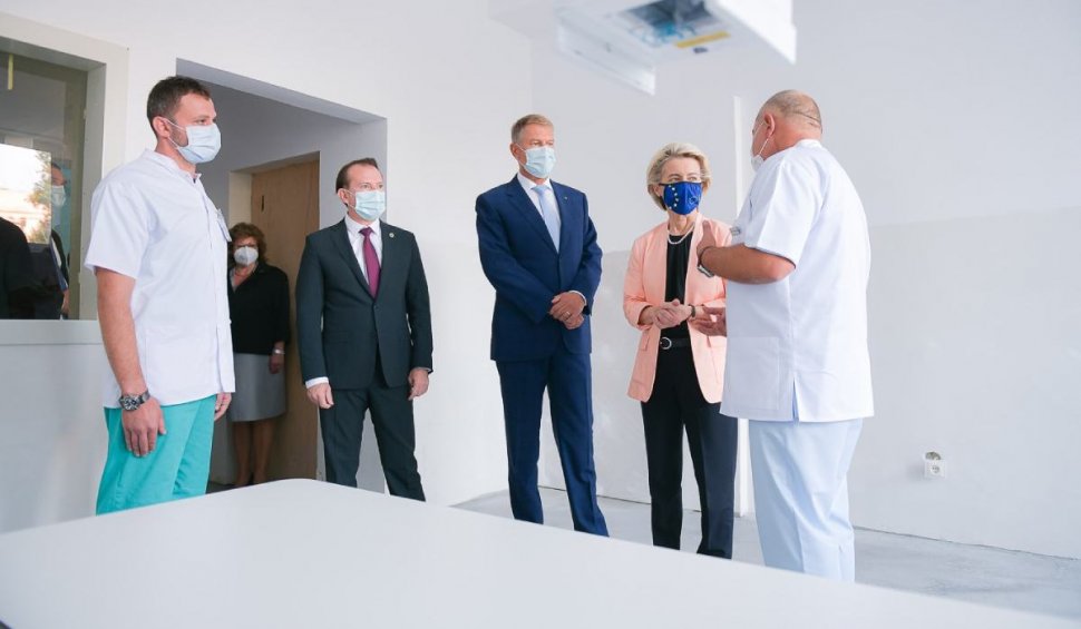 Priză ieșită din perete în camera de spital în care a fost dusă președinta Comisiei Europene: ”Cine v-a lucrat aici?”