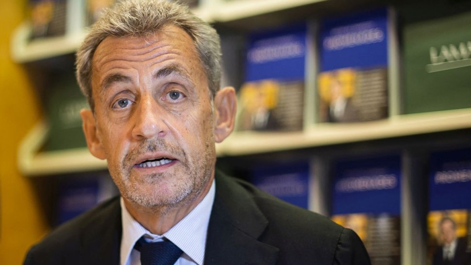 Fostul președinte al Franței, Nicolas Sarkozy, a fost condamnat la închisoare