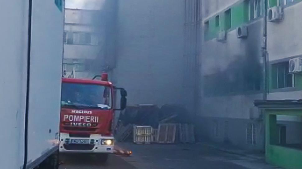 Bolnavi cu tuburi de oxigen scoşi în stradă şi oameni resuscitaţi în curte, după incendiul de la Spitalul de Boli Infecțioase din Constanţa 729523