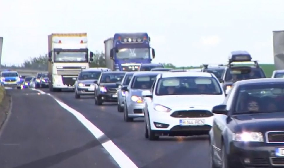 Coloană spre București pe Autostrada Soarelui, după un accident în lanț