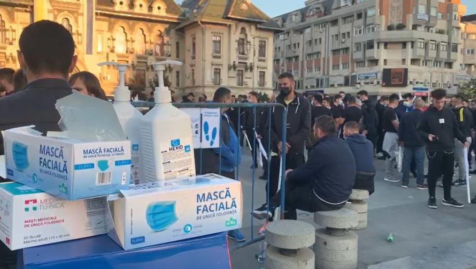 Craiova fierbe înaintea meciului dintre Universitatea și FCU. Fanii Olguței se confruntă cu cei ai lui Mititelu 729866