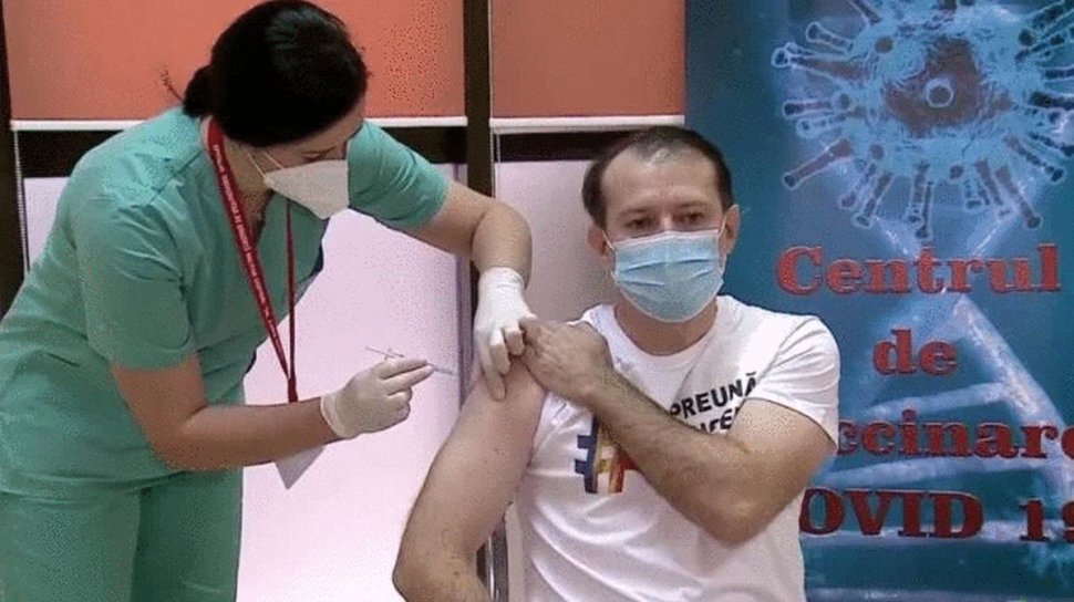 Florin Cîțu s-a vaccinat duminică cu doza trei de vaccin împotriva COVID-19