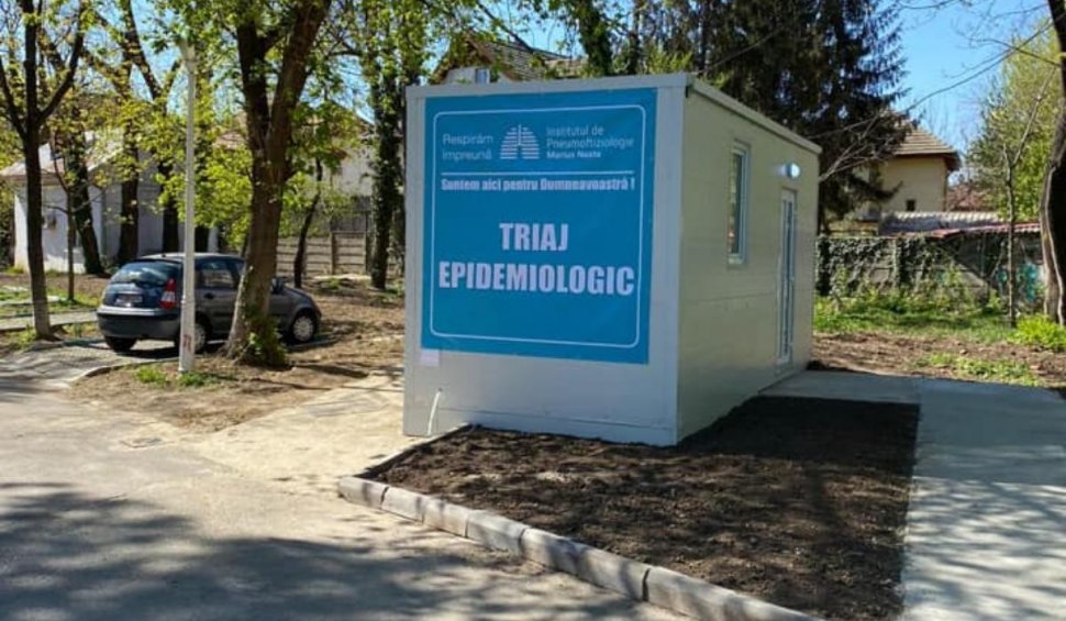 Copaci mutați la Institutul ”Marius Nasta” din București pentru a face loc containerelor de triaj pentru pacienți 