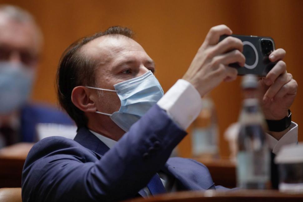 Florin Cîțu, înainte de votul moțiunii: ”Dacă acest Guvern va pica azi în Parlament, vom face altul!” 730149