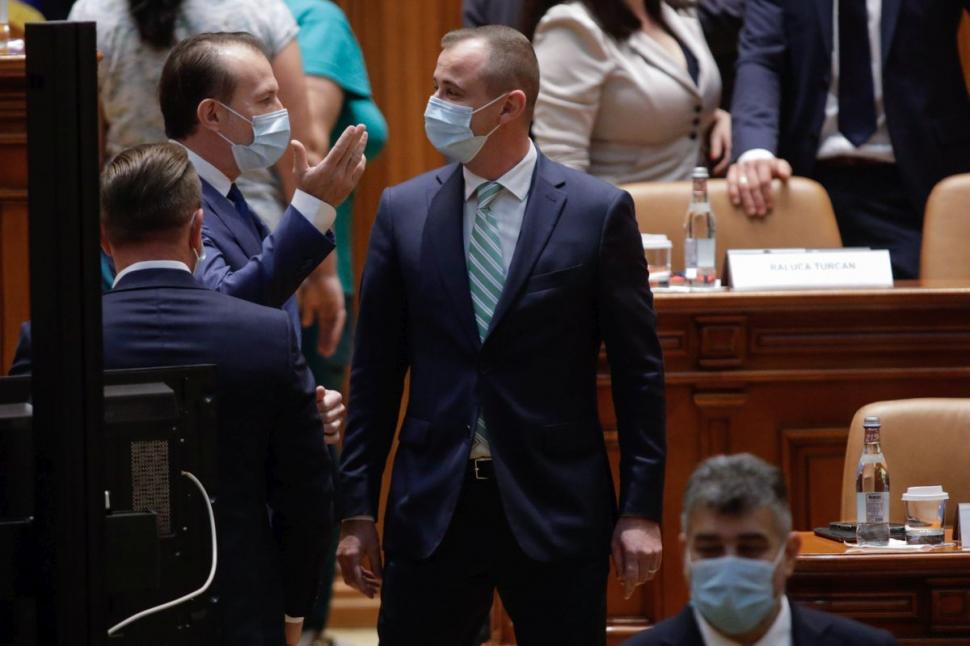 Florin Cîțu, înainte de votul moțiunii: ”Dacă acest Guvern va pica azi în Parlament, vom face altul!” 730152