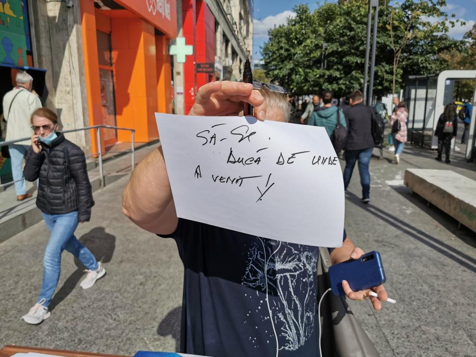 Românii nu mai cred în Superman: "Te-am pupat domnu' Florin" 730241