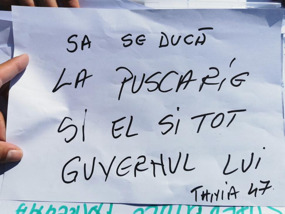 Românii nu mai cred în Superman: "Te-am pupat domnu' Florin" 730252